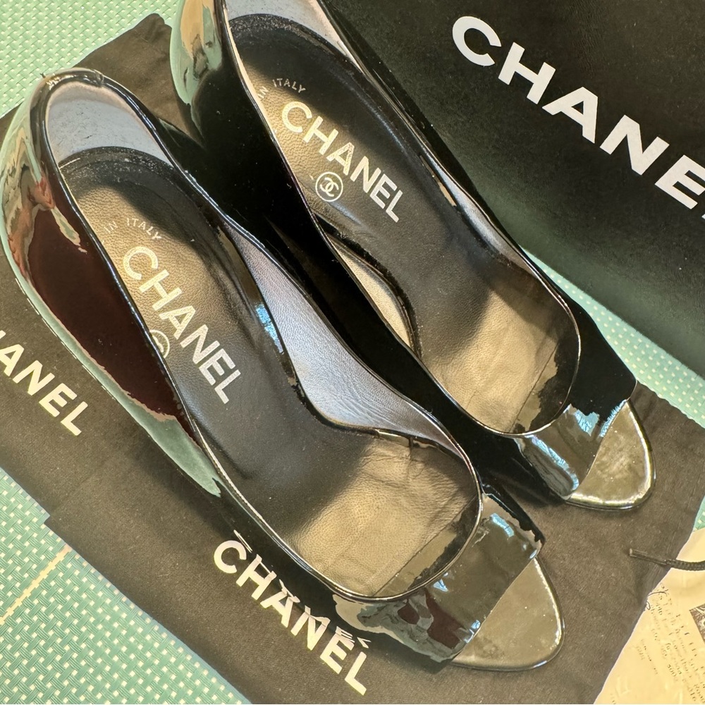 Authentic CHANEL Black patent peep toeHeels with silver like new box/ receipt - Picture 6 of 16